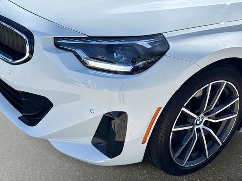 Used 2022 BMW 230i Coupe w/ Convenience Package image 9