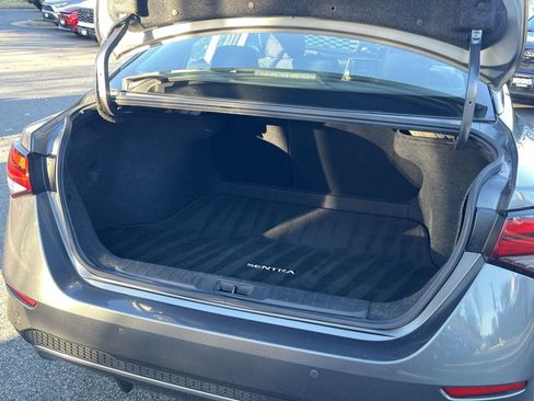 Used 2021 Nissan Sentra SV image 21