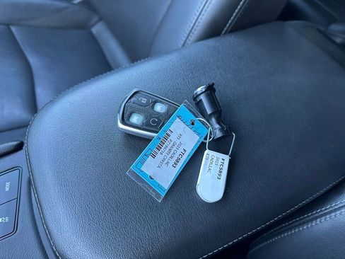 Used 2023 Cadillac XT5 Premium Luxury image 35