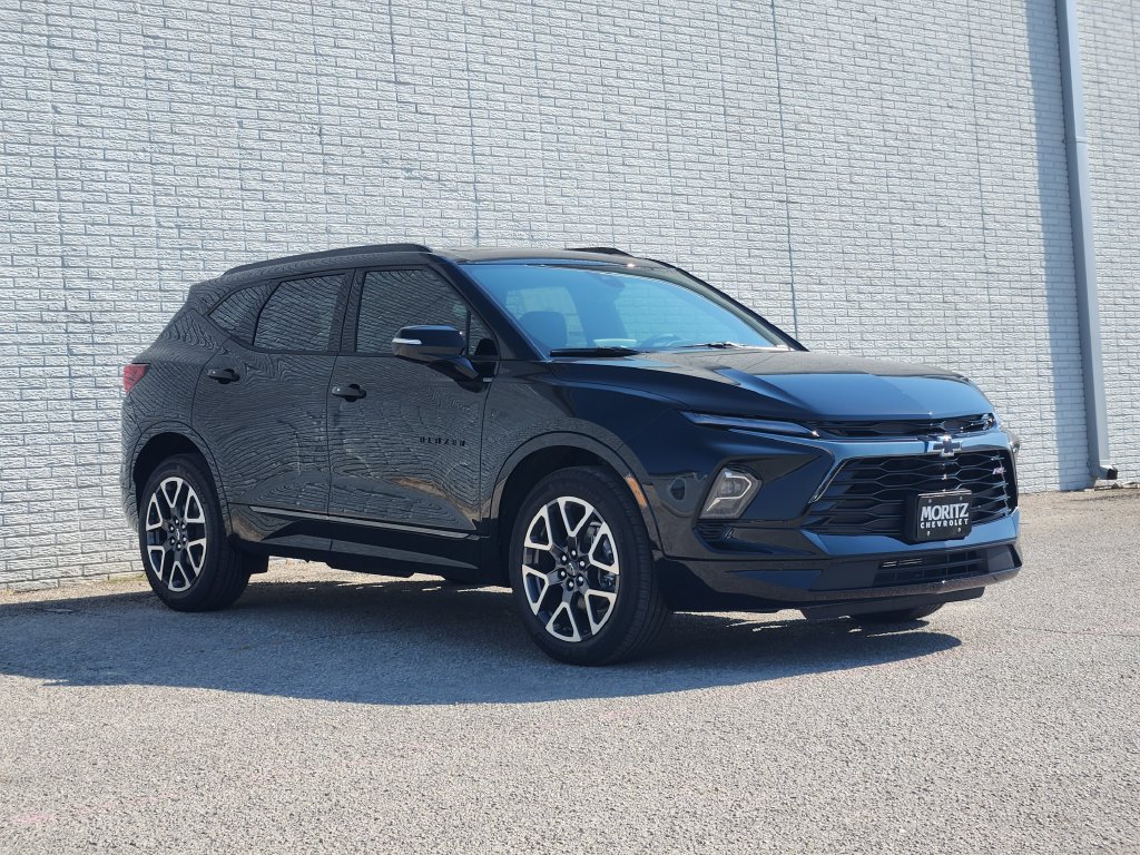 New 2026 Chevrolet Blazer RS w/ Driver Confidence II Package FWD image 2