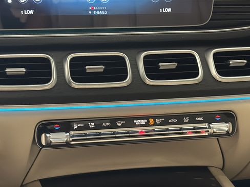 Certified 2023 Mercedes-Benz GLE 450 4MATIC image 37