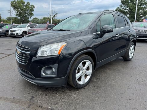 Used 2015 Chevrolet Trax LTZ w/ LPO, Cargo Package FWD image 1