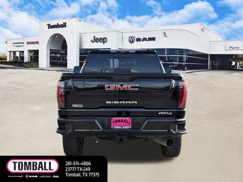 Used 2025 GMC Sierra 2500 AT4 w/ AT4 Premium Plus Package image 6
