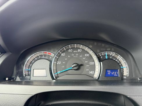 Used 2013 Toyota Camry SE FWD image 14