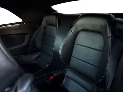 Used 2018 Ford Mustang Premium image 11