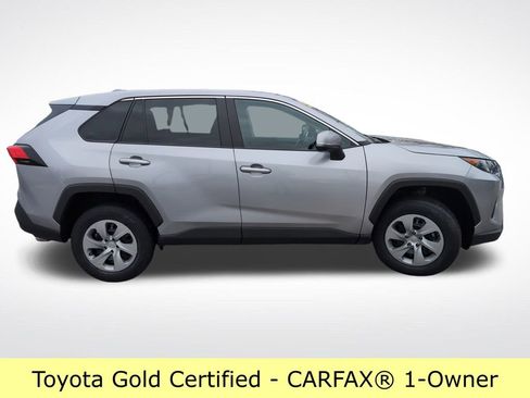 Certified 2022 Toyota RAV4 LE image 7