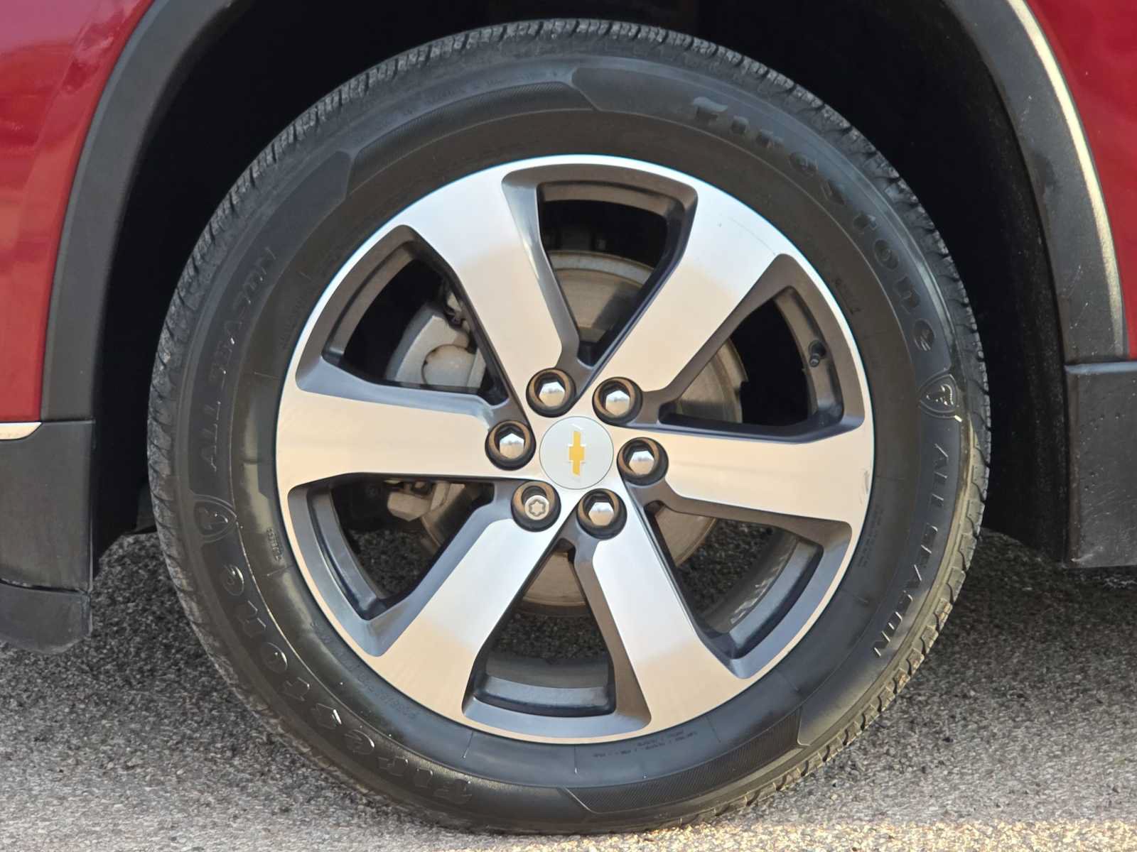 Used 2018 Chevrolet Traverse LT FWD image 12