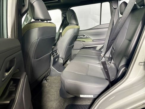 Used 2025 Lexus GX 550 550 Overtrail image 21