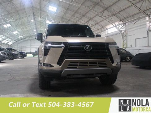 Used 2026 Lexus GX 550 AWD/4WD image 6