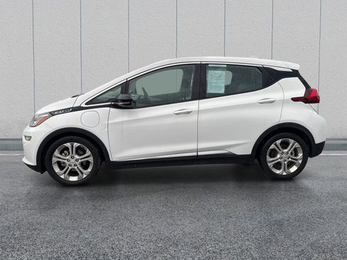 Used 2020 Chevrolet Bolt LT FWD image 4