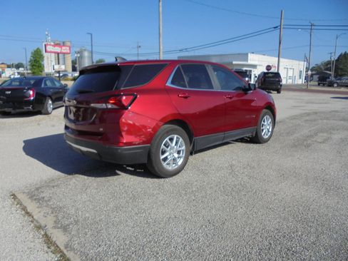 Used 2024 Chevrolet Equinox LT image 4