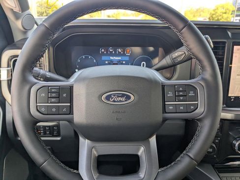 New 2026 Ford F250 Lariat w/ FX4 Off-Road Package image 29