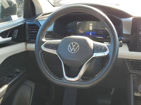 Used 2025 Volkswagen Taos S AWD/4WD image 24