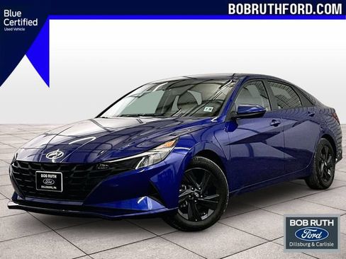 Used 2023 Hyundai Elantra SEL FWD image 1
