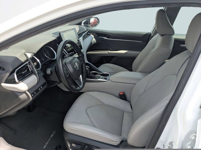 Used 2023 Toyota Camry XLE FWD image 19