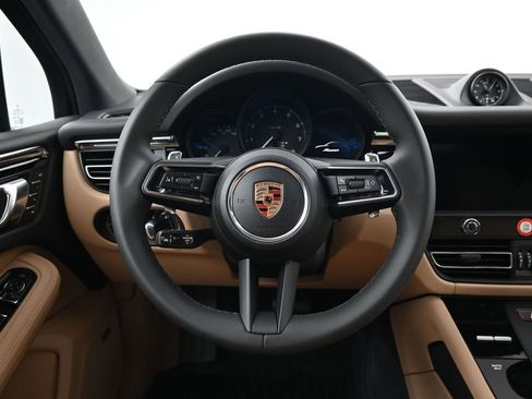 New 2026 Porsche Macan image 13