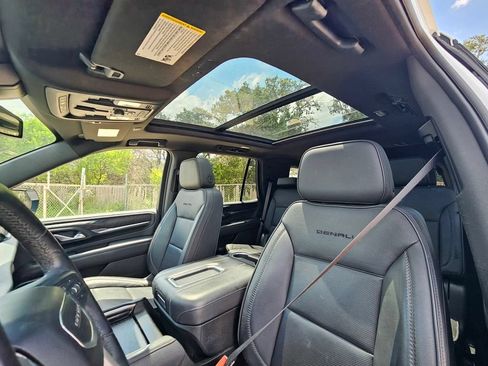 Used 2022 GMC Yukon Denali AWD/4WD image 21