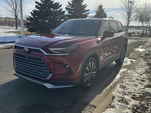 Used 2024 Toyota Grand Highlander MAX Platinum image 39