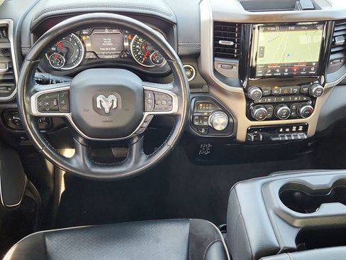 Used 2021 RAM 1500 Laramie AWD/4WD image 11