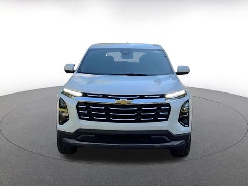 Used 2025 Chevrolet Equinox LT image 4