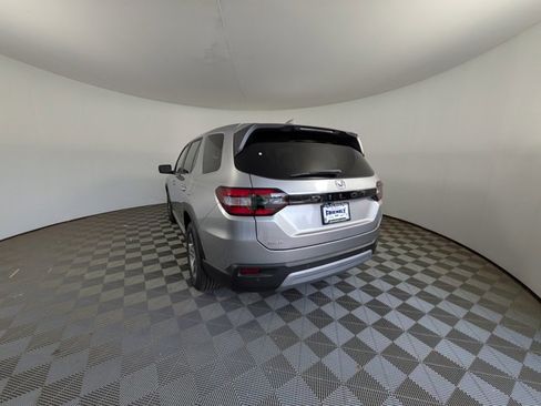 New 2025 Honda Pilot EX-L image 12