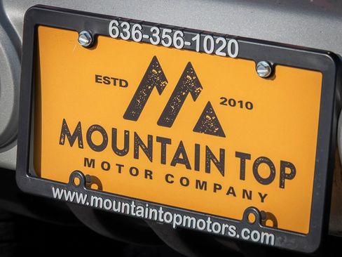 Used 2012 Jeep Wrangler Sahara w/ Dual Top Group image 10