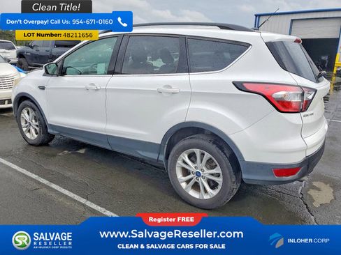 Used 2018 Ford Escape SE image 3
