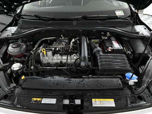 Used 2021 Volkswagen Jetta SE image 28