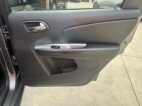 Used 2015 Dodge Journey SE w/ Quick Order Package 22F SE FWD image 16
