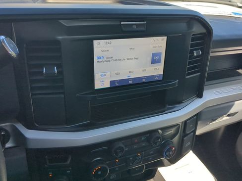 New 2025 Ford F550 4x4 Regular Cab Super Duty image 16