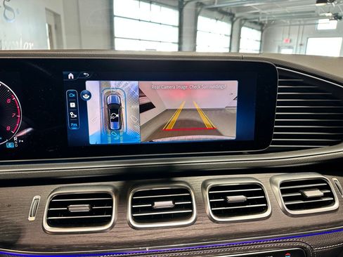 Certified 2025 Mercedes-Benz GLS 450 4MATIC image 10