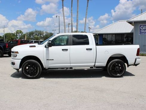 Used 2026 RAM 2500 Big Horn AWD/4WD image 6