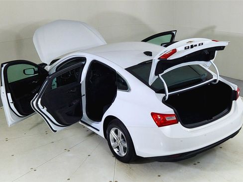 Used 2024 Chevrolet Malibu LS w/ Driver Confidence Package image 26