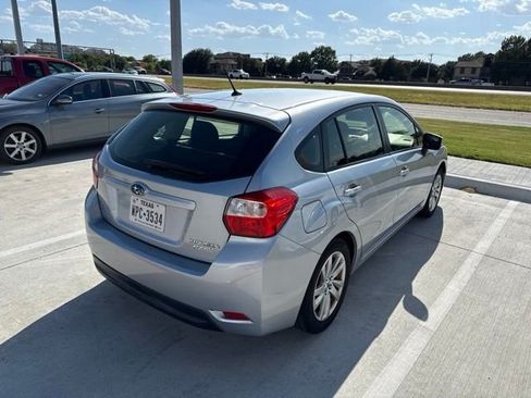 Used 2016 Subaru Impreza 2.0i Premium AWD/4WD image 8