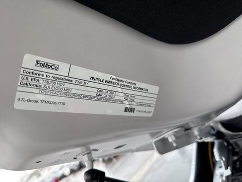 Used 2026 Ford F450 Platinum w/ FX4 Off-Road Package image 29