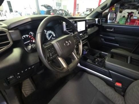 Used 2025 Toyota Tundra SR5 w/ SR5 Convenience Package AWD/4WD image 13