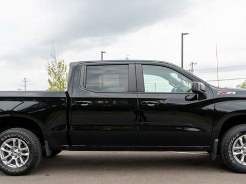 Used 2023 Chevrolet Silverado 1500 RST image 5