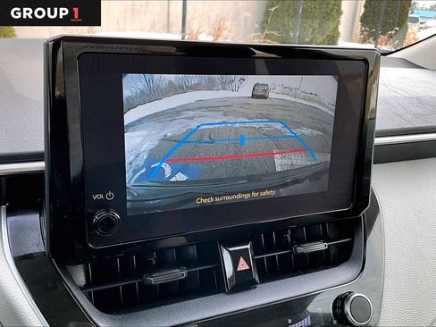 Used 2024 Toyota Corolla LE image 29