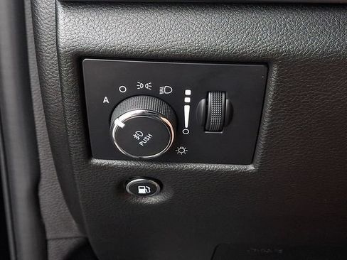 Used 2022 Jeep Grand Cherokee Laredo X AWD/4WD image 27