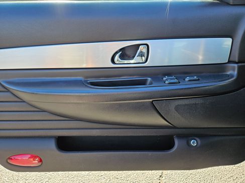 Used 2003 Ford Thunderbird RWD image 14
