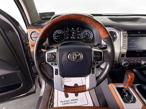Used 2018 Toyota Tundra Platinum AWD/4WD image 11