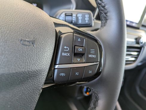 Certified 2023 Ford Escape Active AWD/4WD image 23