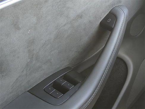 Used 2025 Tesla Model 3 Long Range image 23
