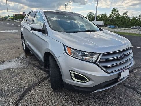 Used 2017 Ford Edge SEL w/ Equipment Group 201A AWD/4WD image 4