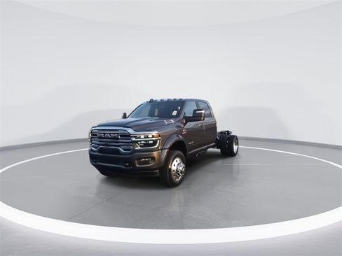 New 2026 RAM 4500 Tradesman w/ Laramie Trim Package image 3