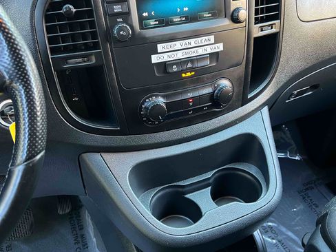 Used 2022 Mercedes-Benz Metris image 63