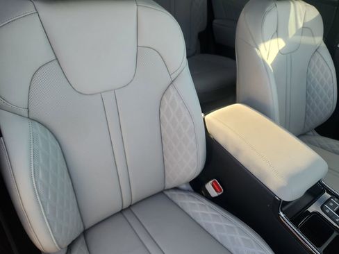 New 2026 Kia Sorento SX Prestige AWD/4WD image 17
