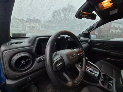 Used 2023 Chevrolet Colorado Trail Boss w/ Advanced Trailering Package image 10