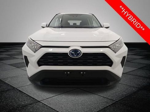 Certified 2020 Toyota RAV4 LE image 2