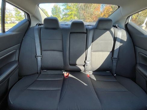 Used 2024 Nissan Altima 2.5 SV image 17